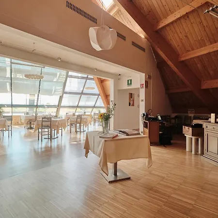 Arra Ristorante Con Hostel Sale San Giovanni